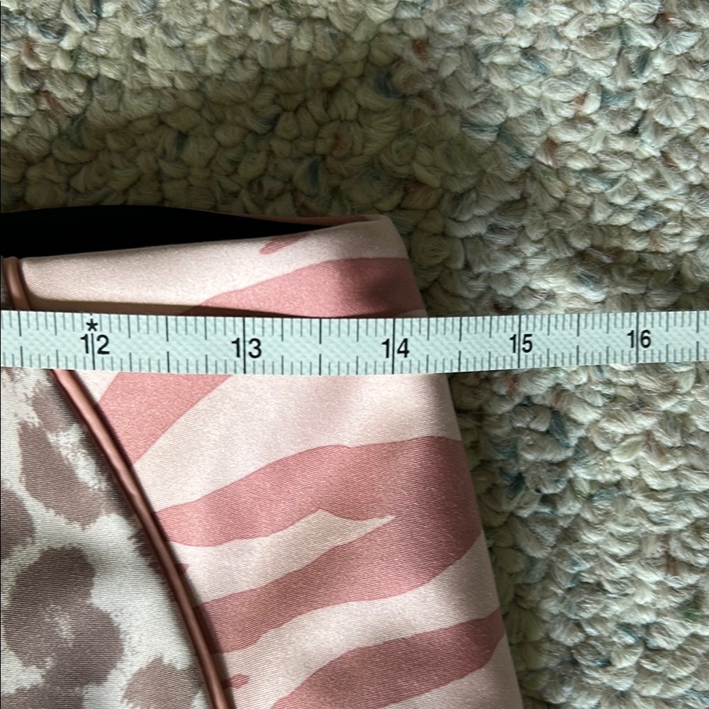 Good American Pink and Brown Leggings with Animal Print - Picture 7 of 10